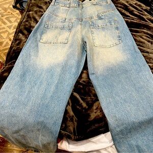 Zara baggy jeans size 10 excellent condition New without tags